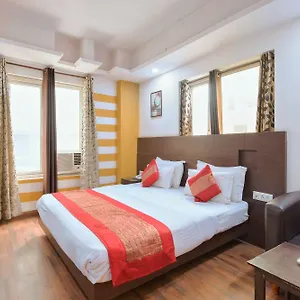*** Hotel La Vista India
