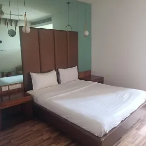 *** Hotel Purple India